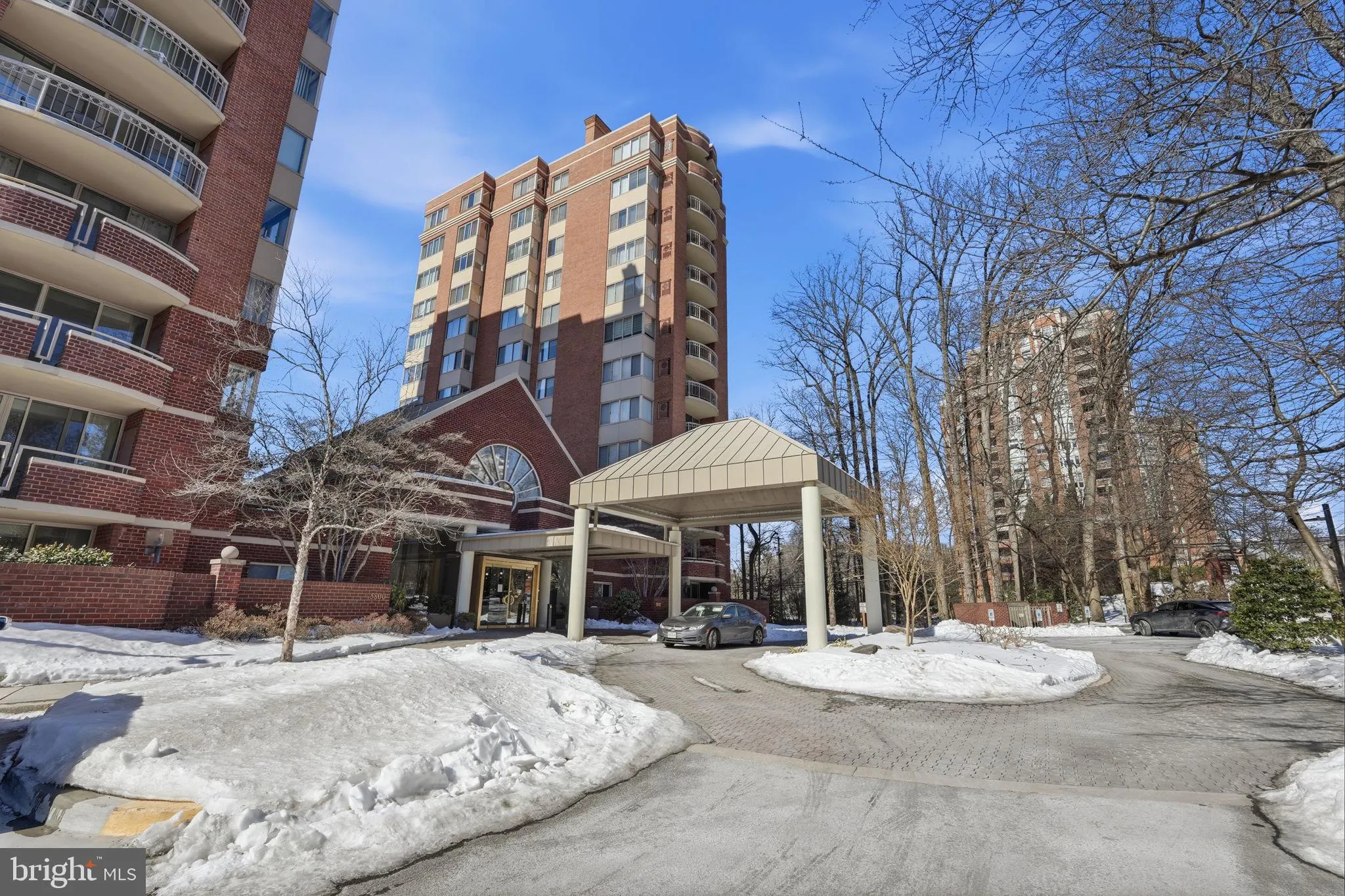 5802 NICHOLSON LANE, Rockville, MD 20852