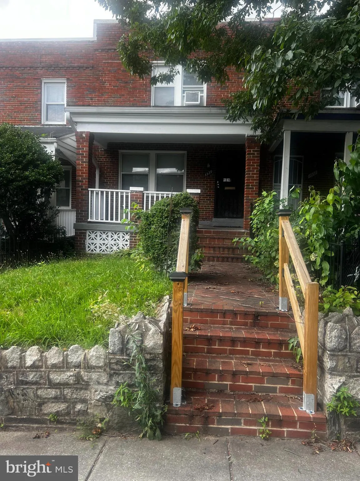 1339 QUEEN STREET, Washington, DC 20002
