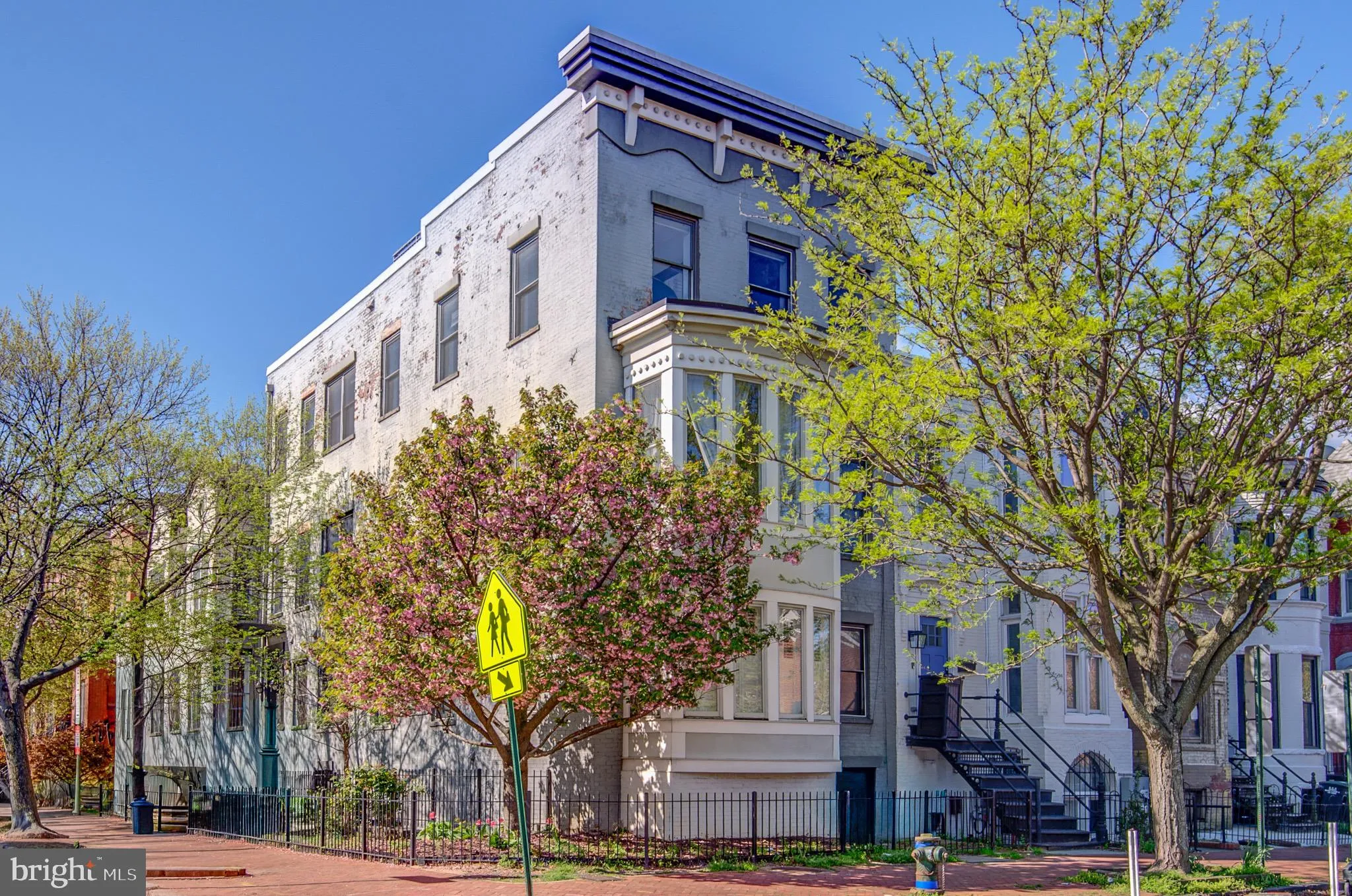 1240 4TH STREET, Washington, DC 20001