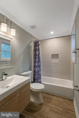 2217 14th St Se, Washington, District of Columbia 20020