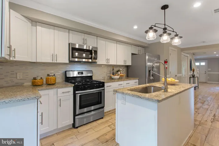 2217 14th St Se, Washington, District of Columbia 20020