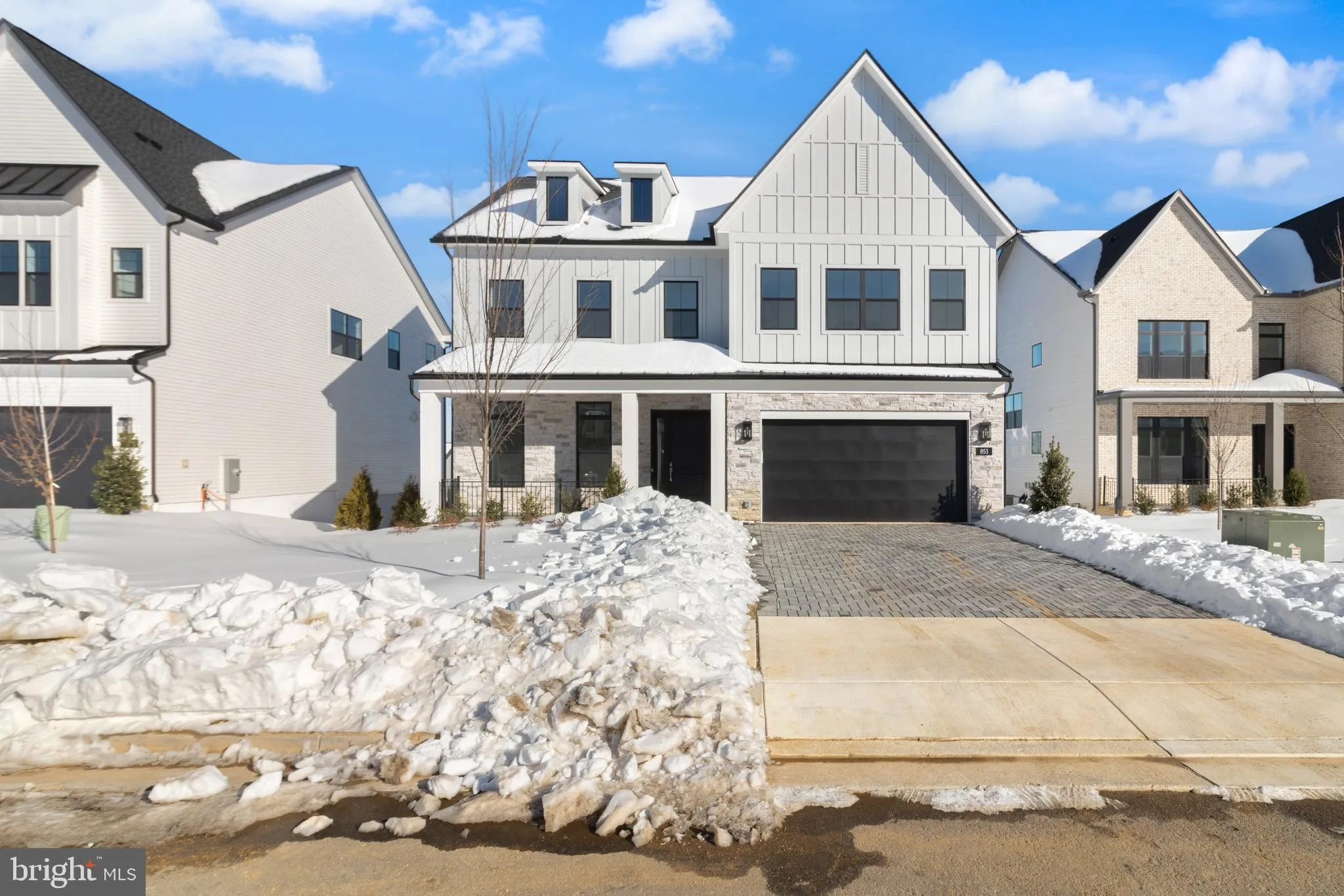 853 MANCHESTER STREET, Arlington, VA 22205