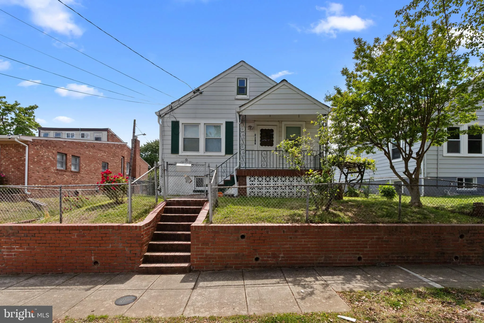 5515 JAY STREET, Washington, DC 20019