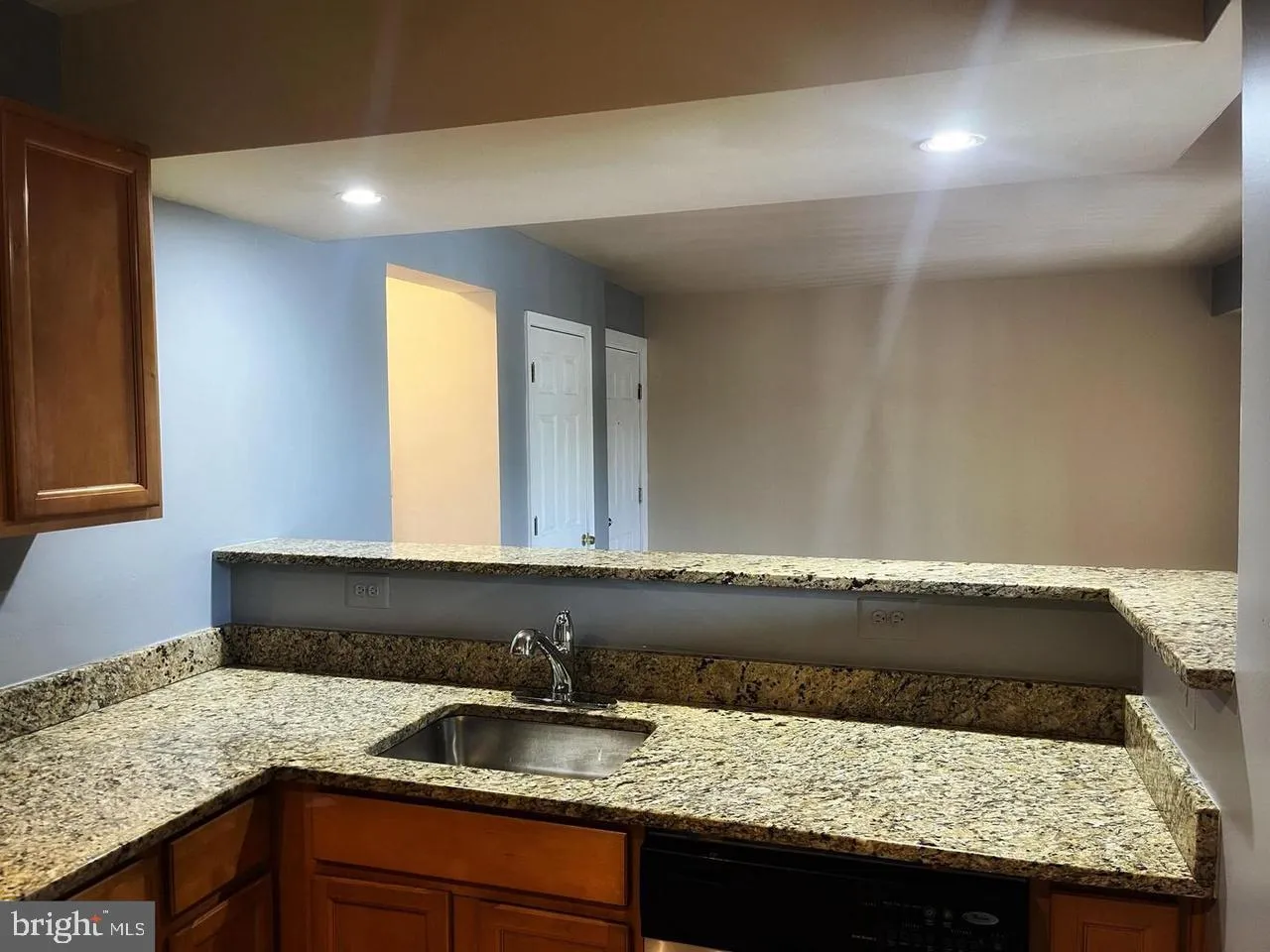 2512 MARKHAM, Landover, MD 20785