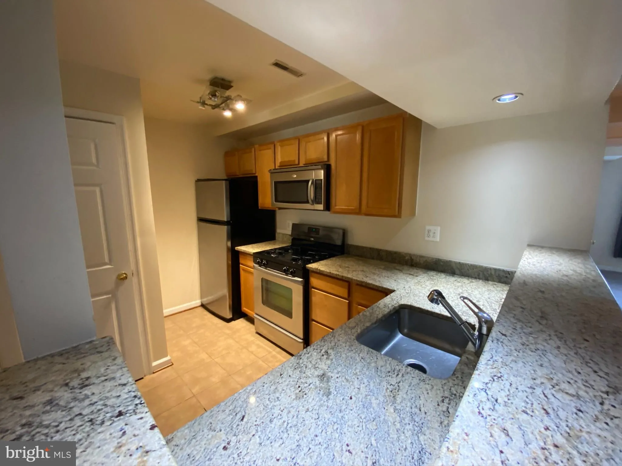 7514 HAWTHORNE, Landover, MD 20785