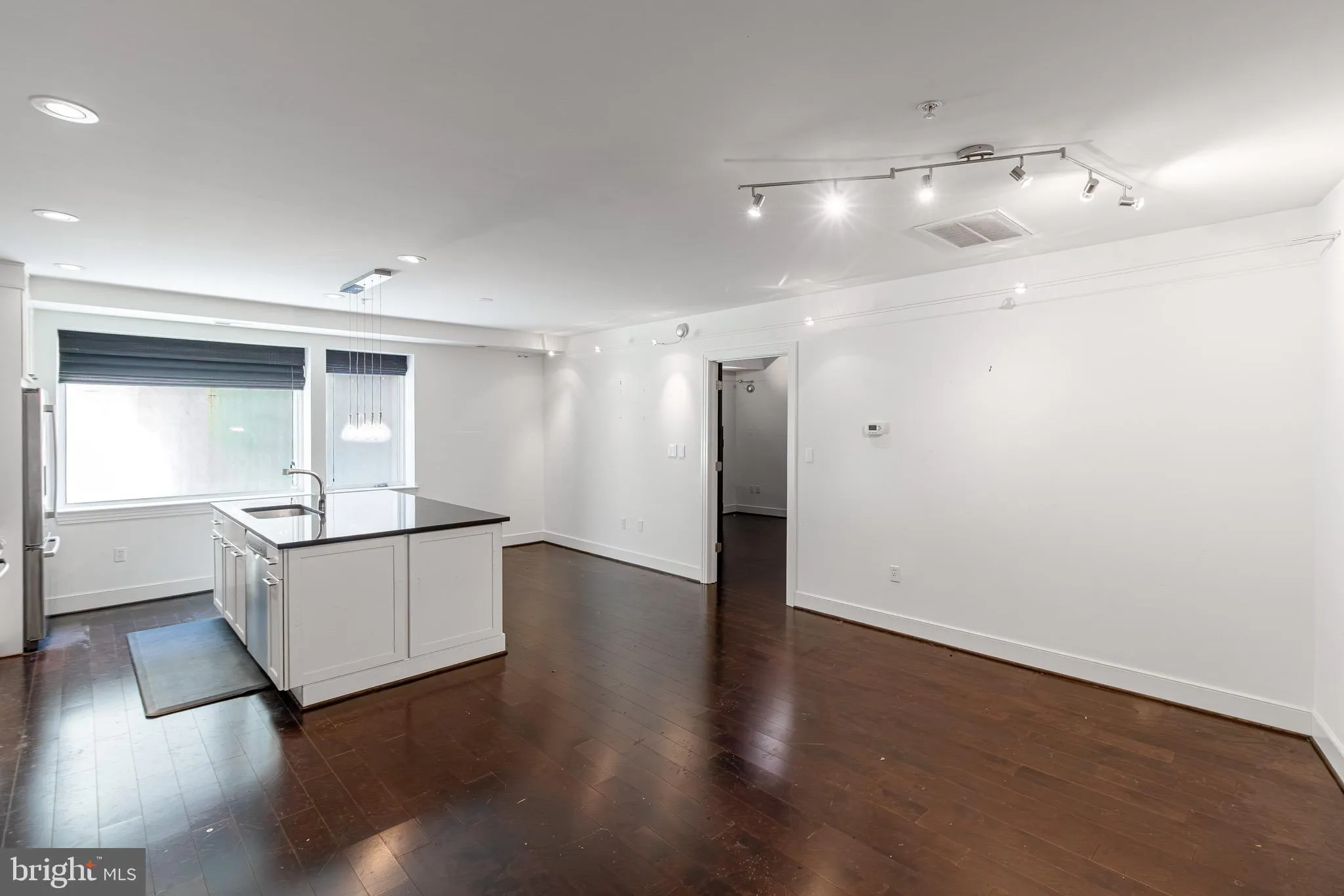 2360 CHAMPLAIN STREET, Washington, DC 20009