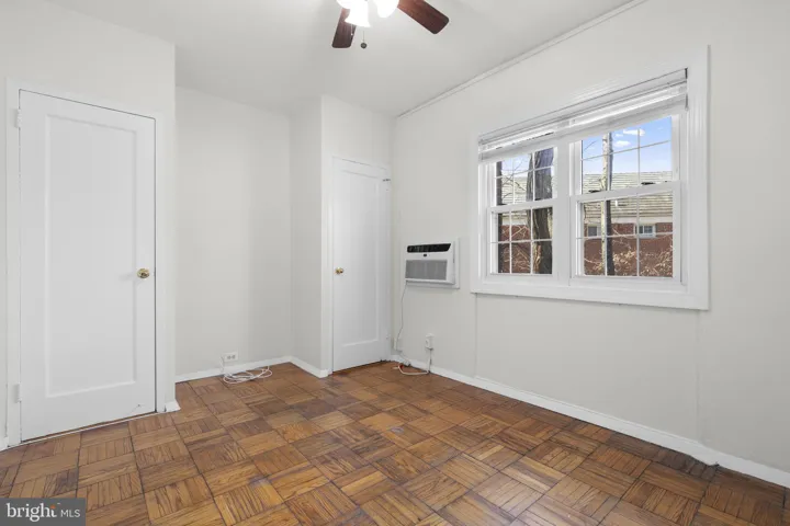 3536 Gunston Road, Alexandria, VA 22302