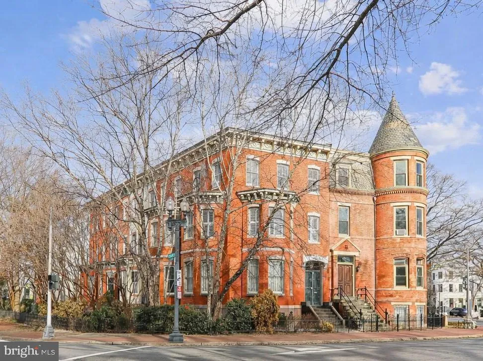 17 LOGAN CIRCLE, Washington, DC 20005