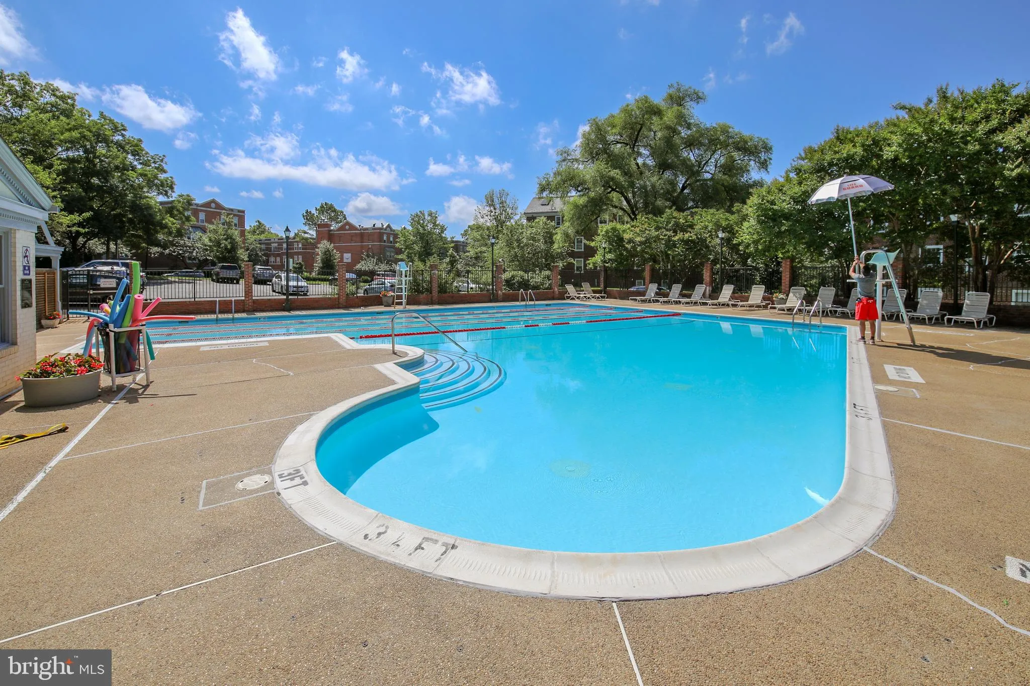 3750 39TH STREET, Washington, DC 20016