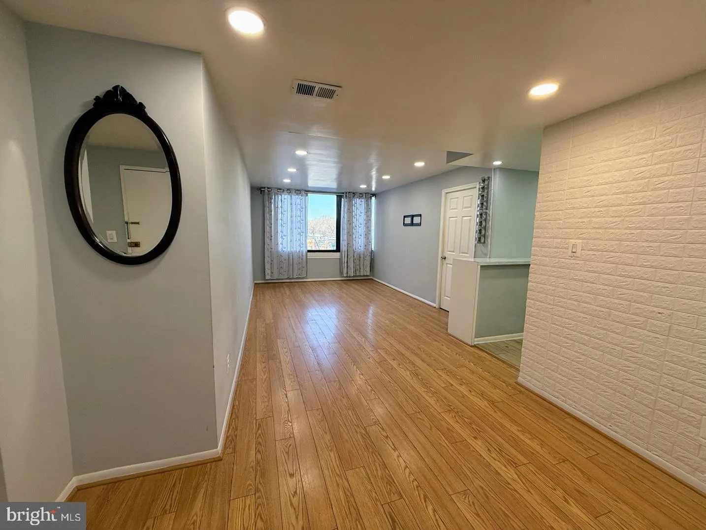 4600 DUKE STREET, Alexandria, VA 22304