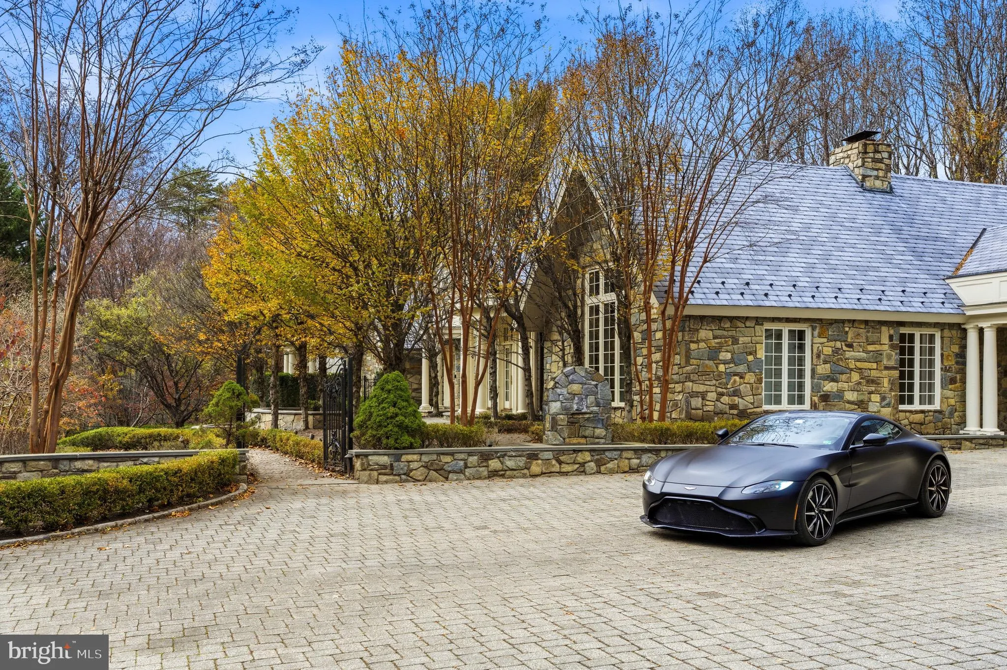 9324 GEORGETOWN PIKE, Great Falls, VA 22066