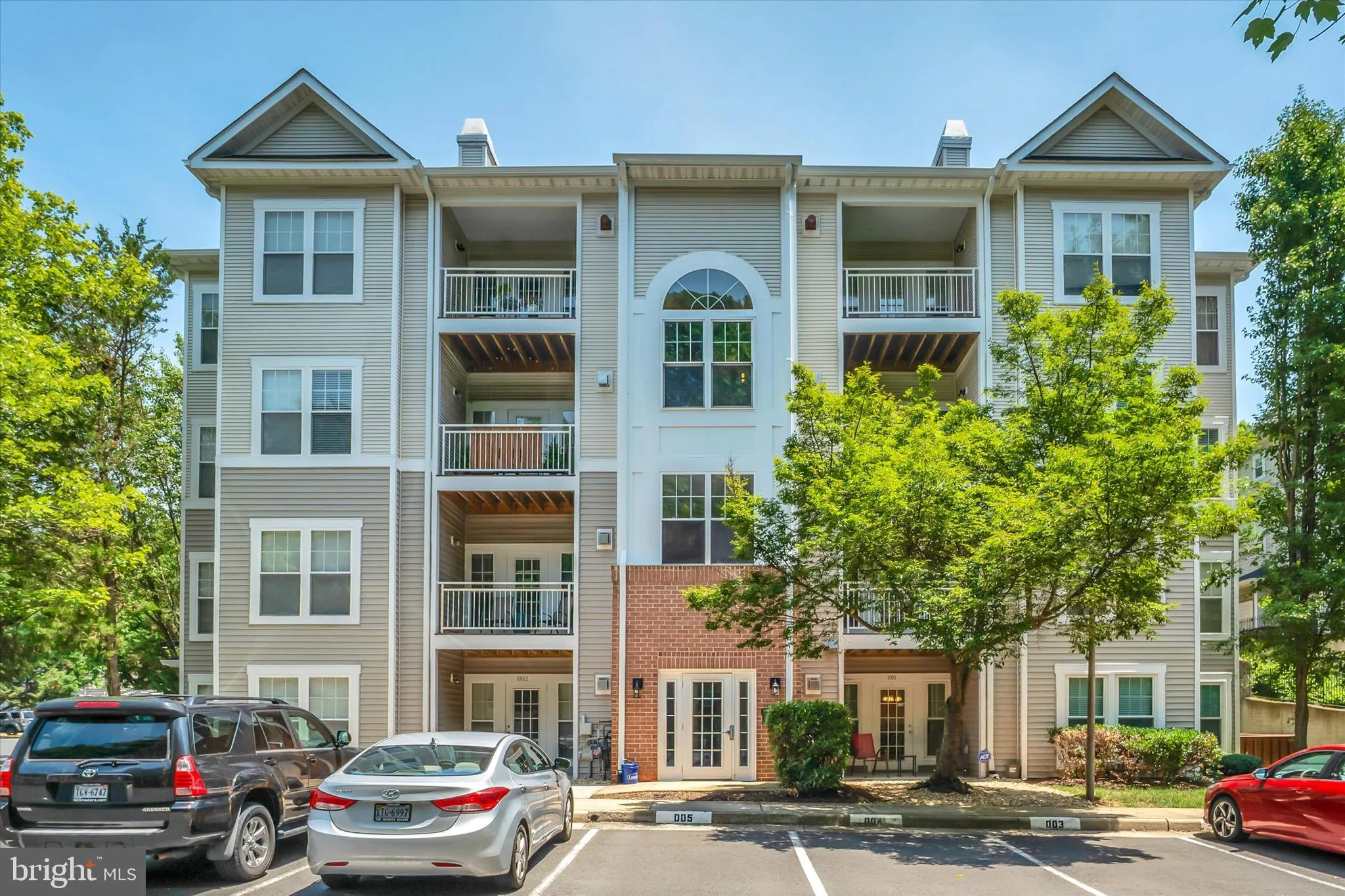 1516 POINT DRIVE, Reston, VA 20194