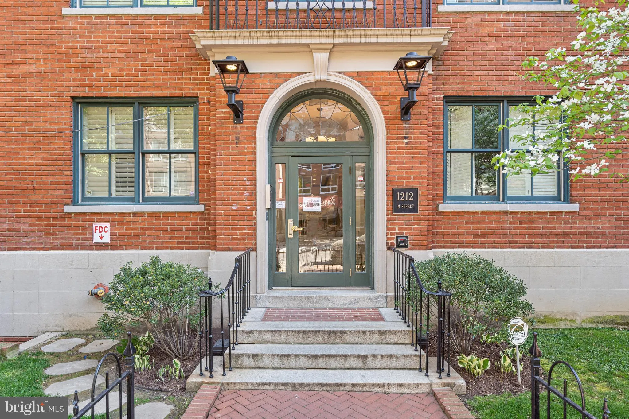 1212 M STREET, Washington, DC 20005
