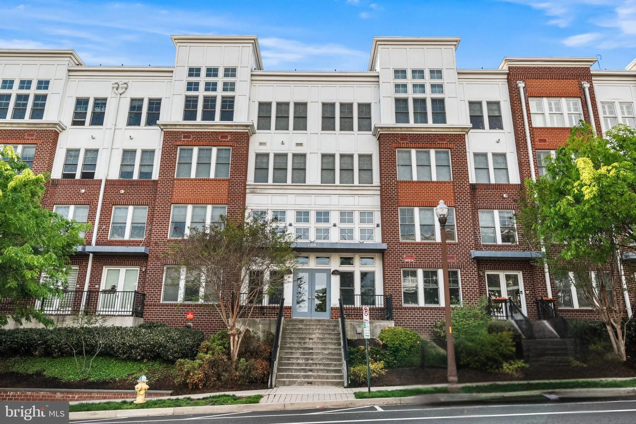 1418 RHODES STREET, Arlington, VA 22209