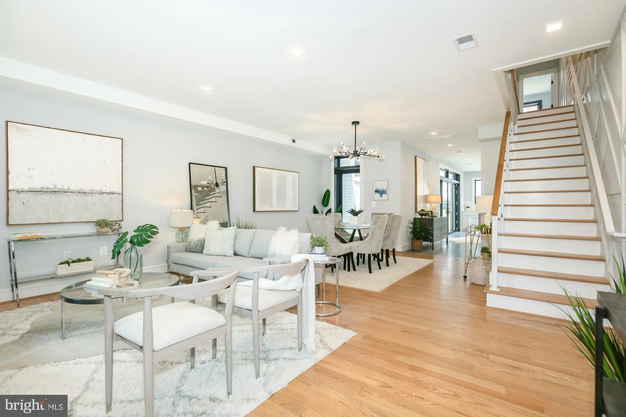 1015 O STREET, Washington, DC 20001