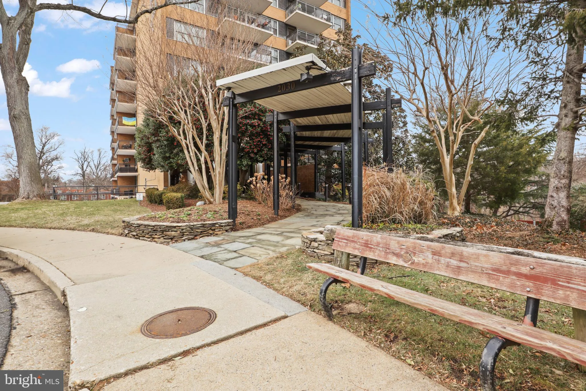 2030 ADAMS STREET, Arlington, VA 22201