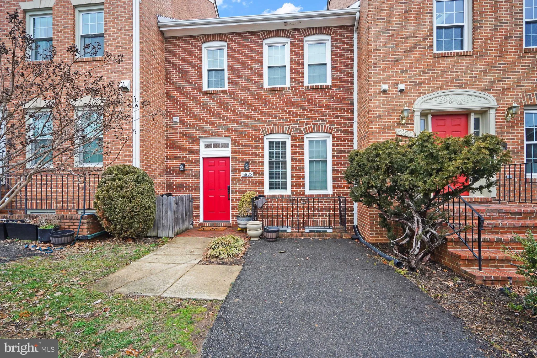 5922 MUNSON COURT, Falls Church, VA 22041