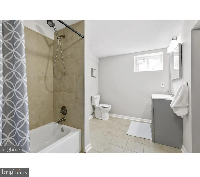 208 6TH AVENUE, Baltimore, MD 21225