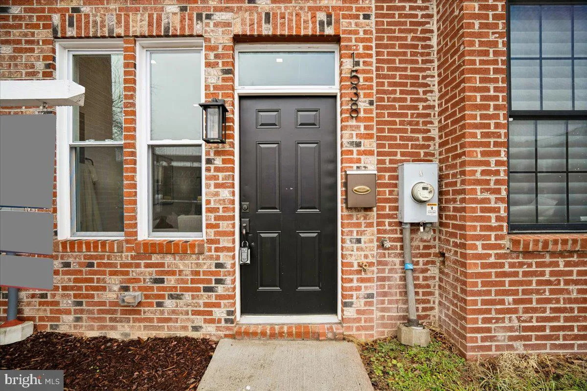 1538 LEVIS STREET, Washington, DC 20002
