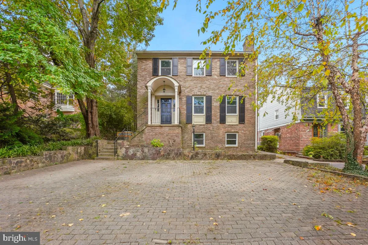 6871 CHURCHILL ROAD, Mclean, VA 22101