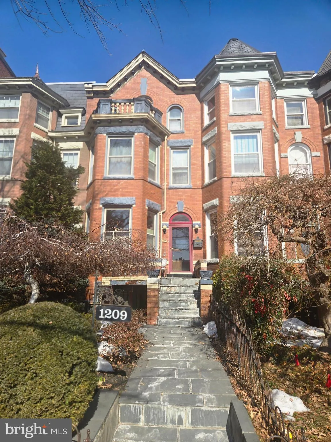 1209 HARVARD STREET, Washington, DC 20009