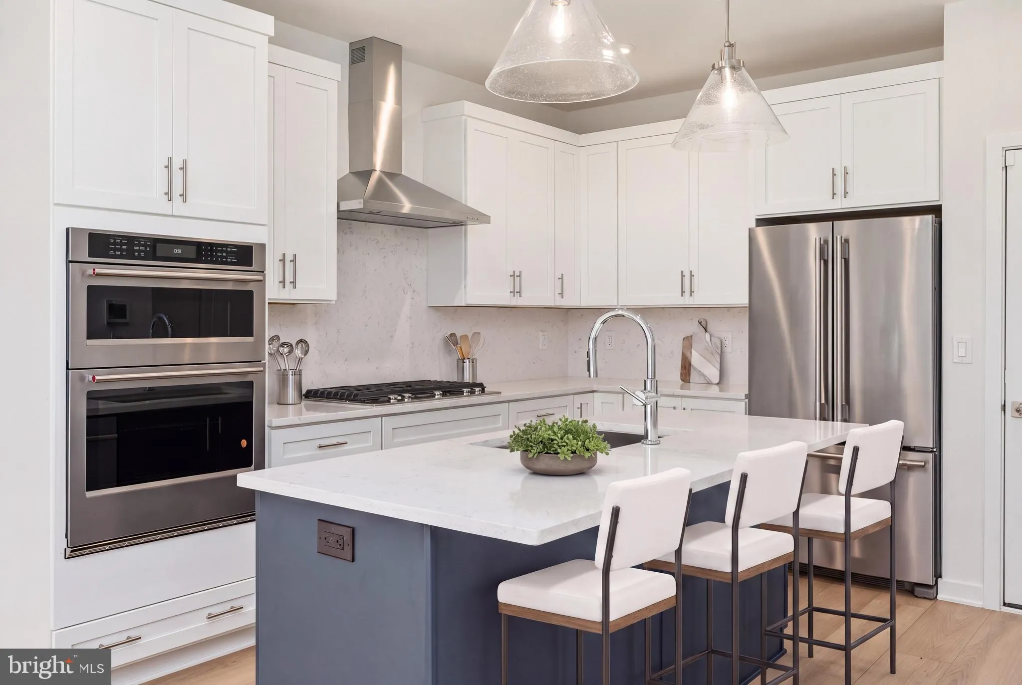 22091 MIDMOORE DRIVE, Ashburn, VA 20148