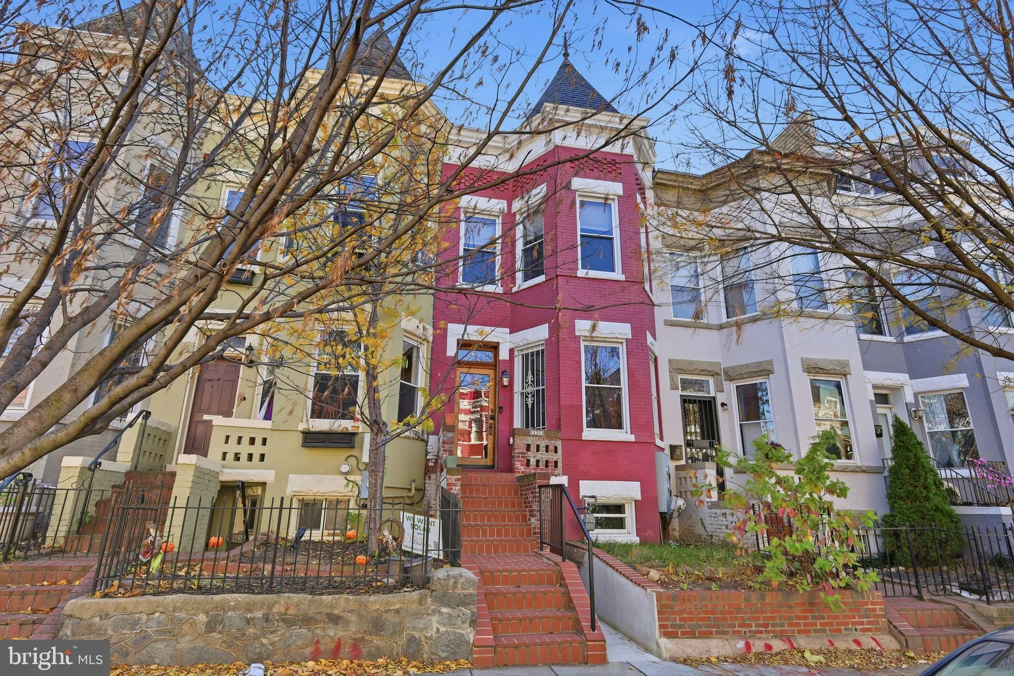 33 Q STREET, Washington, DC 20002