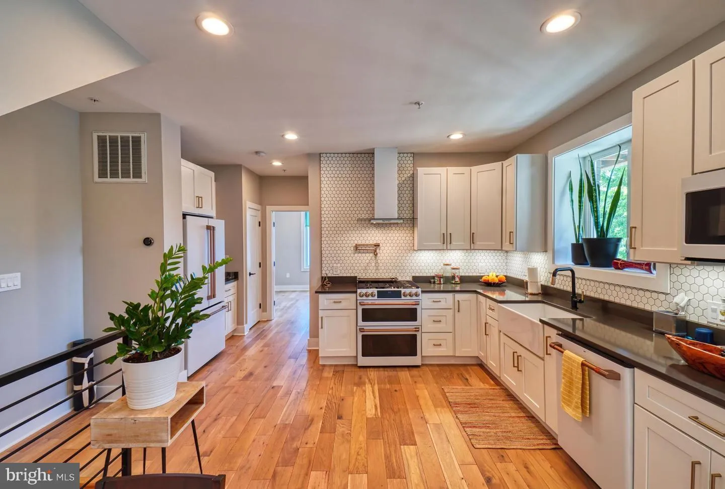 1201 WEST VIRGINIA AVENUE, Washington, DC 20002