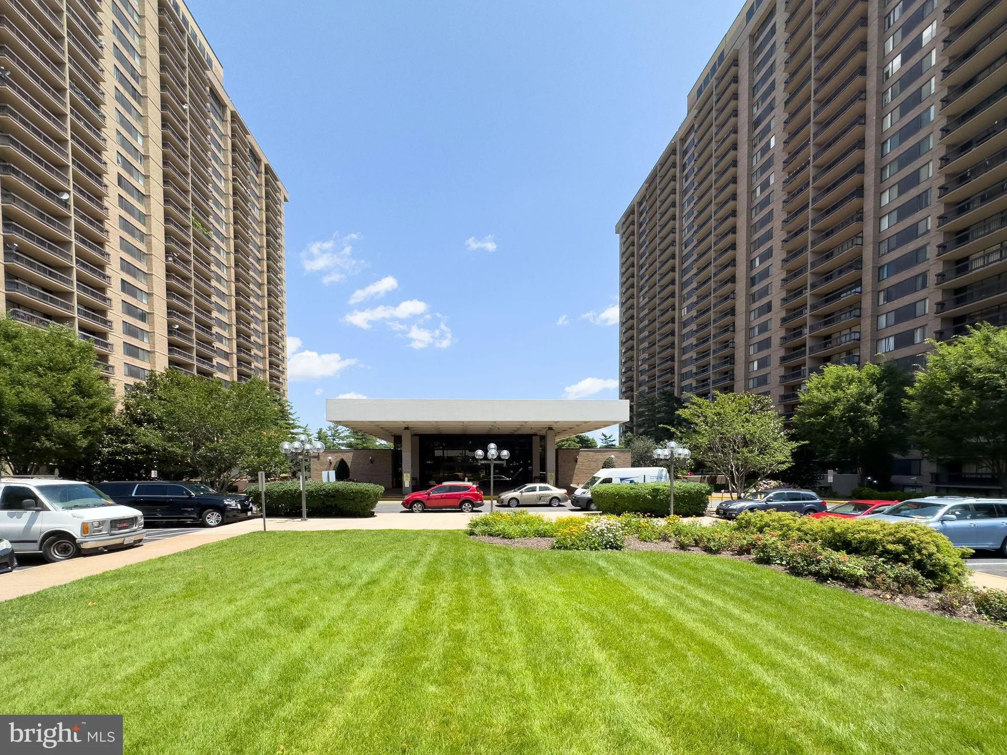 3701 GEORGE MASON DRIVE, Falls Church, VA 22041