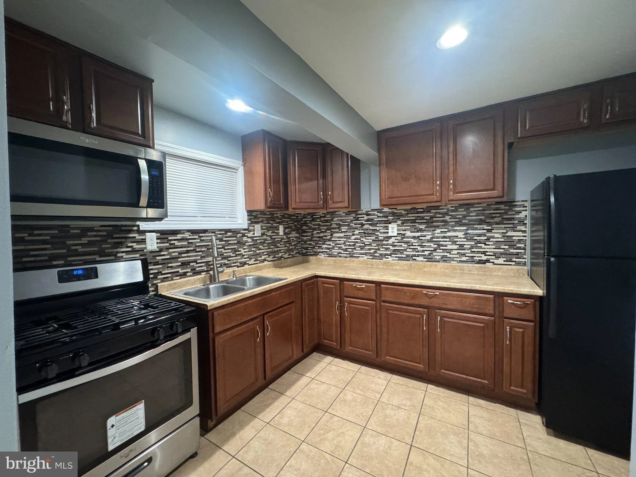 9211 UTICA PLACE, Springdale, MD 20774