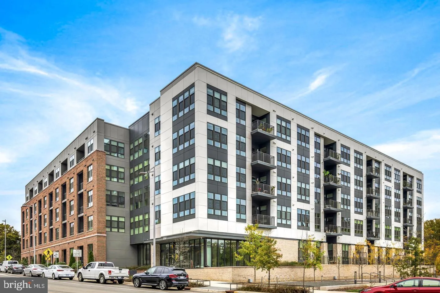 1761 OLD MEADOW RD, Mclean, VA 22102