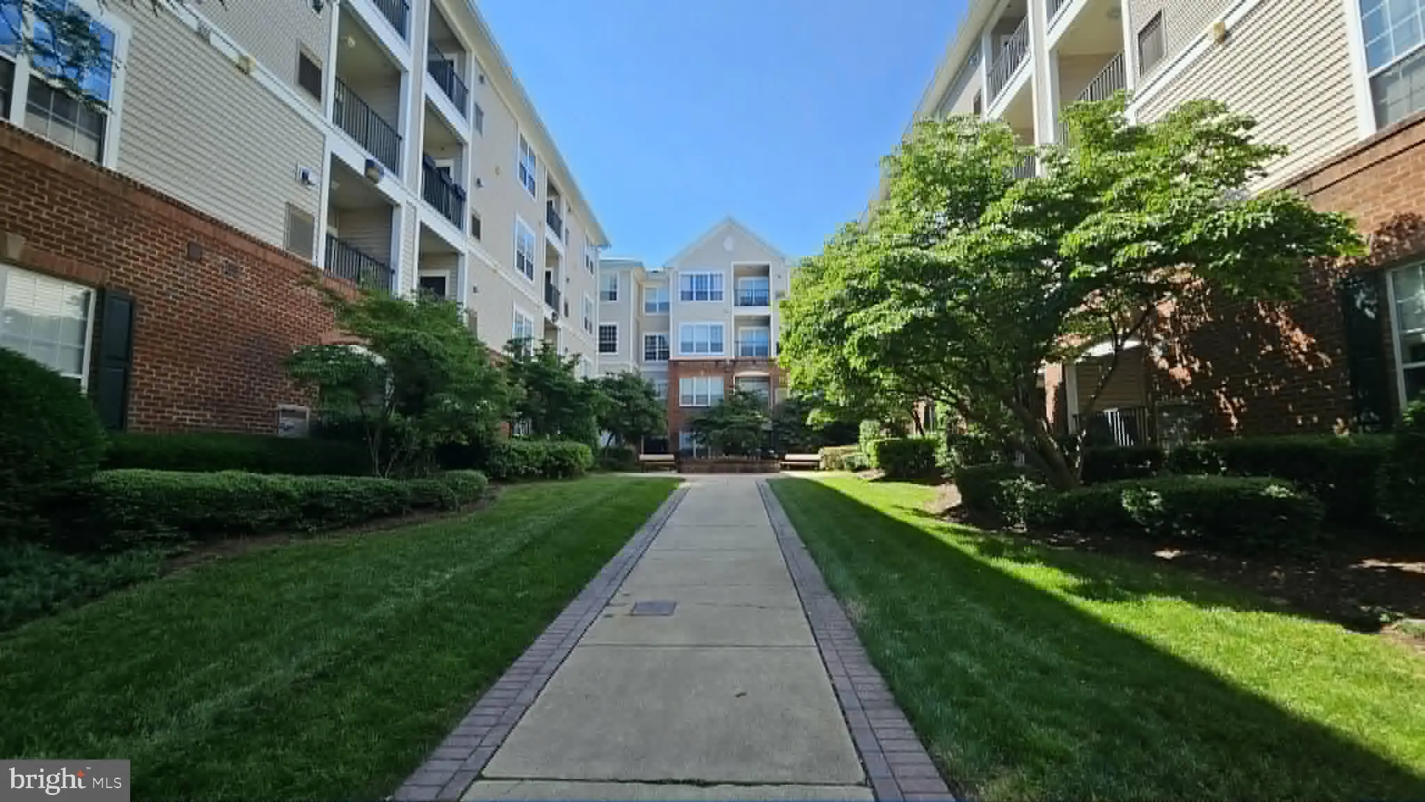 4862 EISENHOWER AVENUE, Alexandria, VA 22304