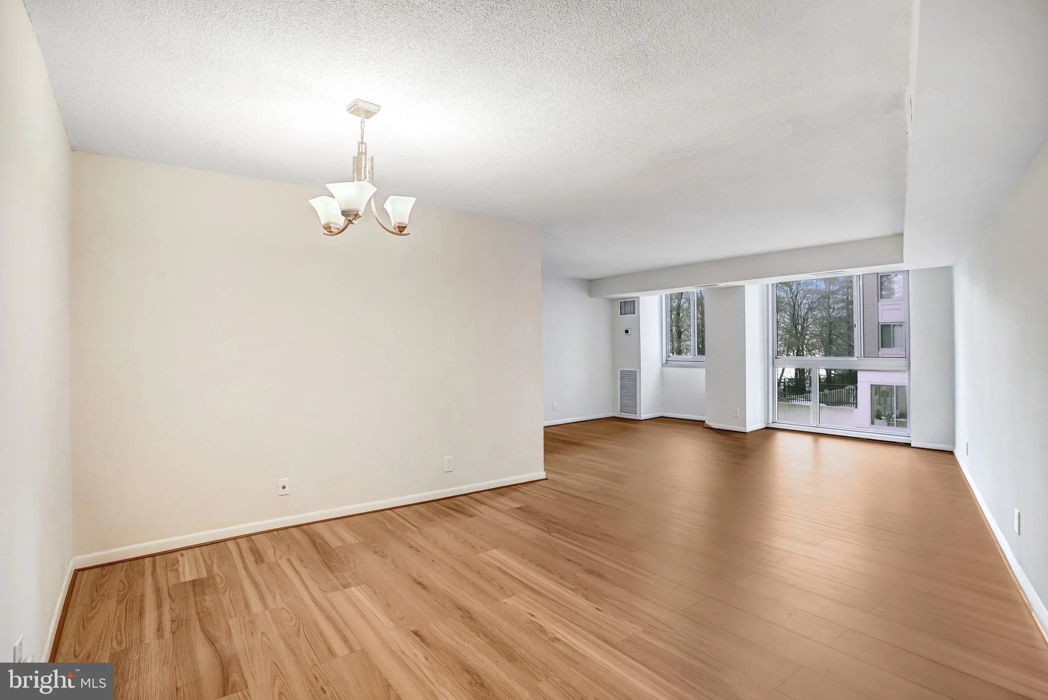 4601 PARK AVENUE, Chevy Chase, MD 20815