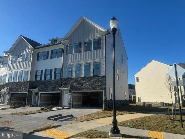411 ENSEMBLE WAY, Frederick, MD 21701