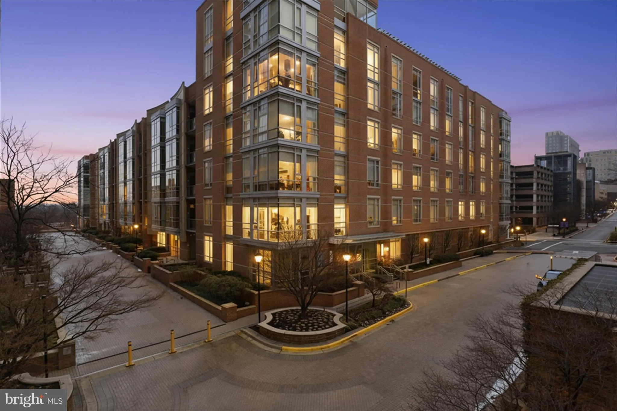 12025 NEW DOMINION PARKWAY, Reston, VA 20190