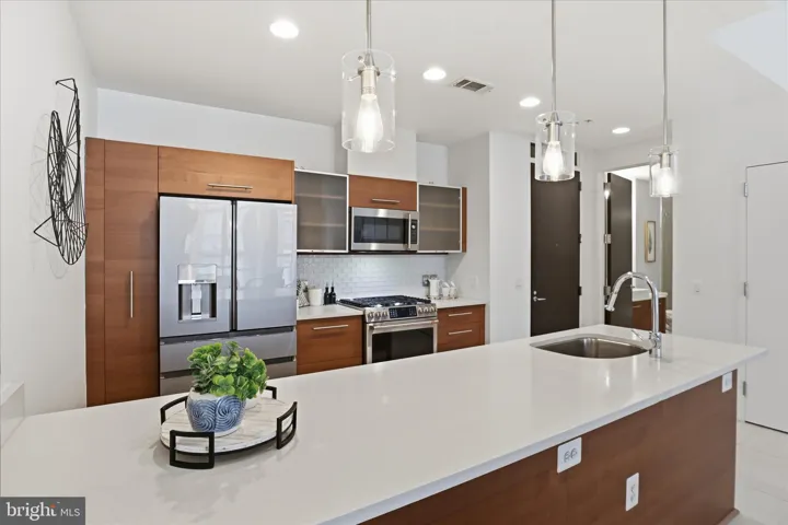 12025 New Dominion Parkway, Reston, VA 20190