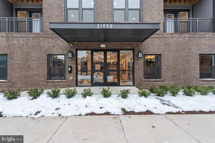 21950 GARGANEY TERRACE, Ashburn, VA 20147