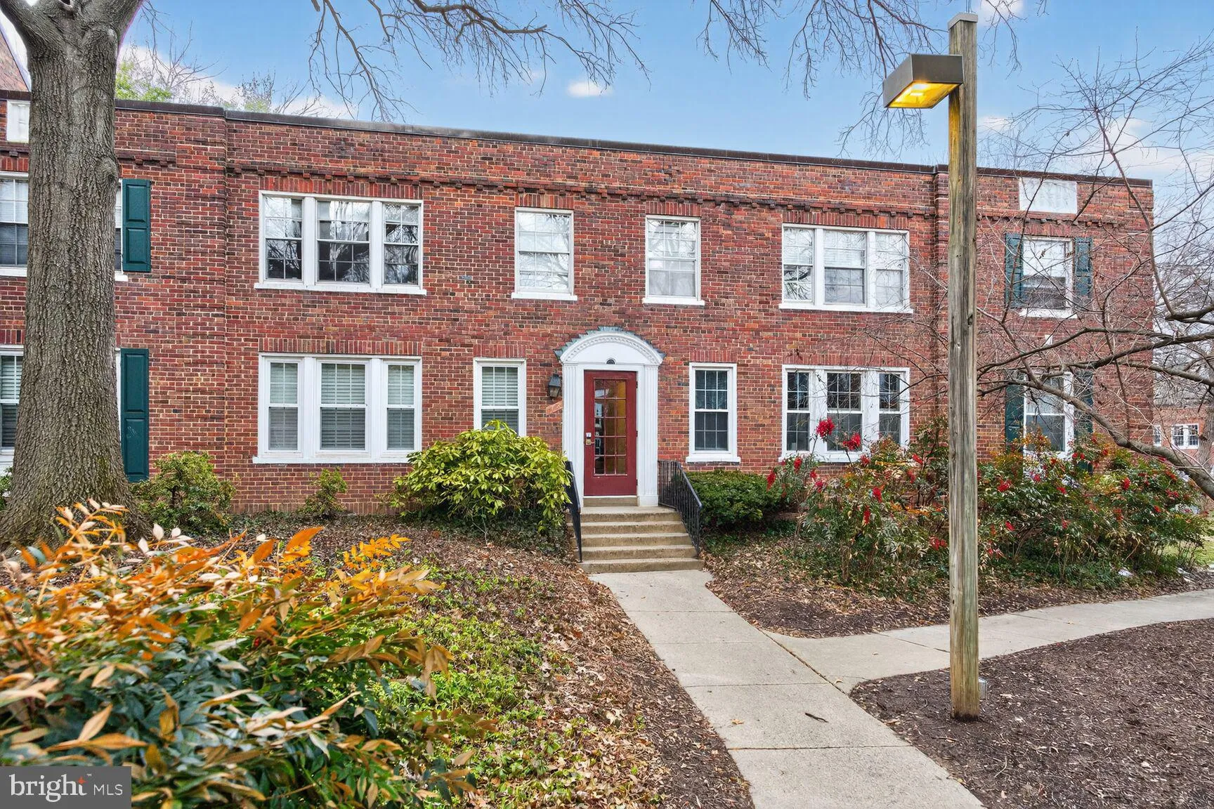 1719 TROY STREET, Arlington, VA 22201