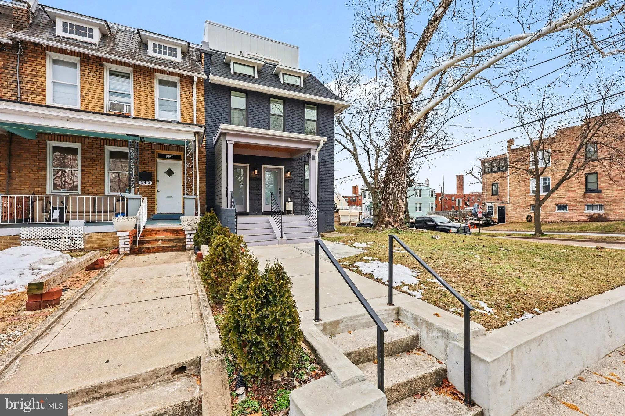 842 MADISON STREET, Washington, DC 20011