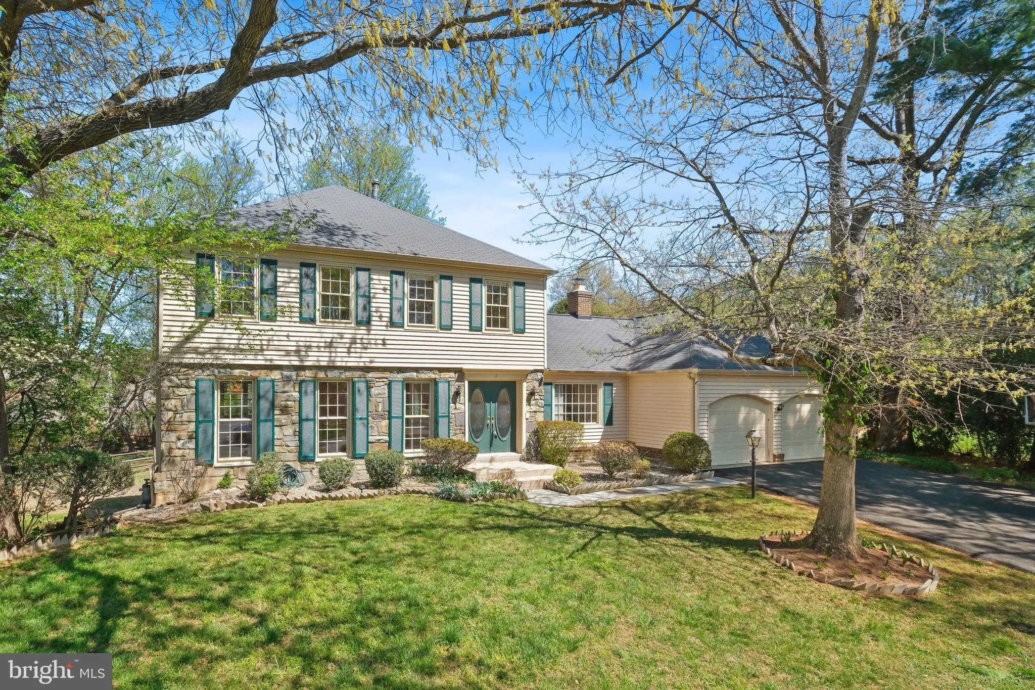 5 CANFIELD COURT, Potomac, MD 20854