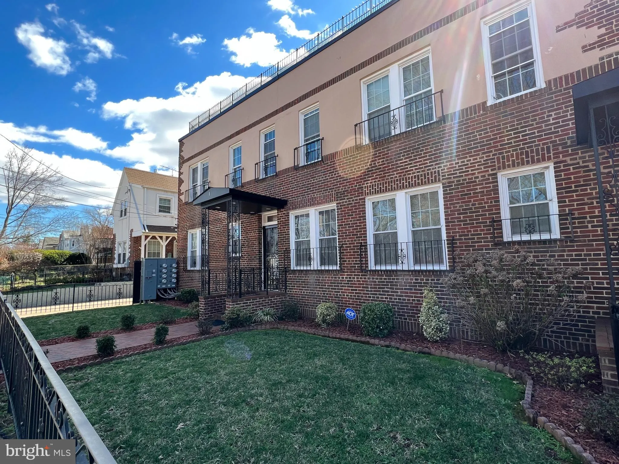 1801 OTIS STREET, Washington, DC 20018