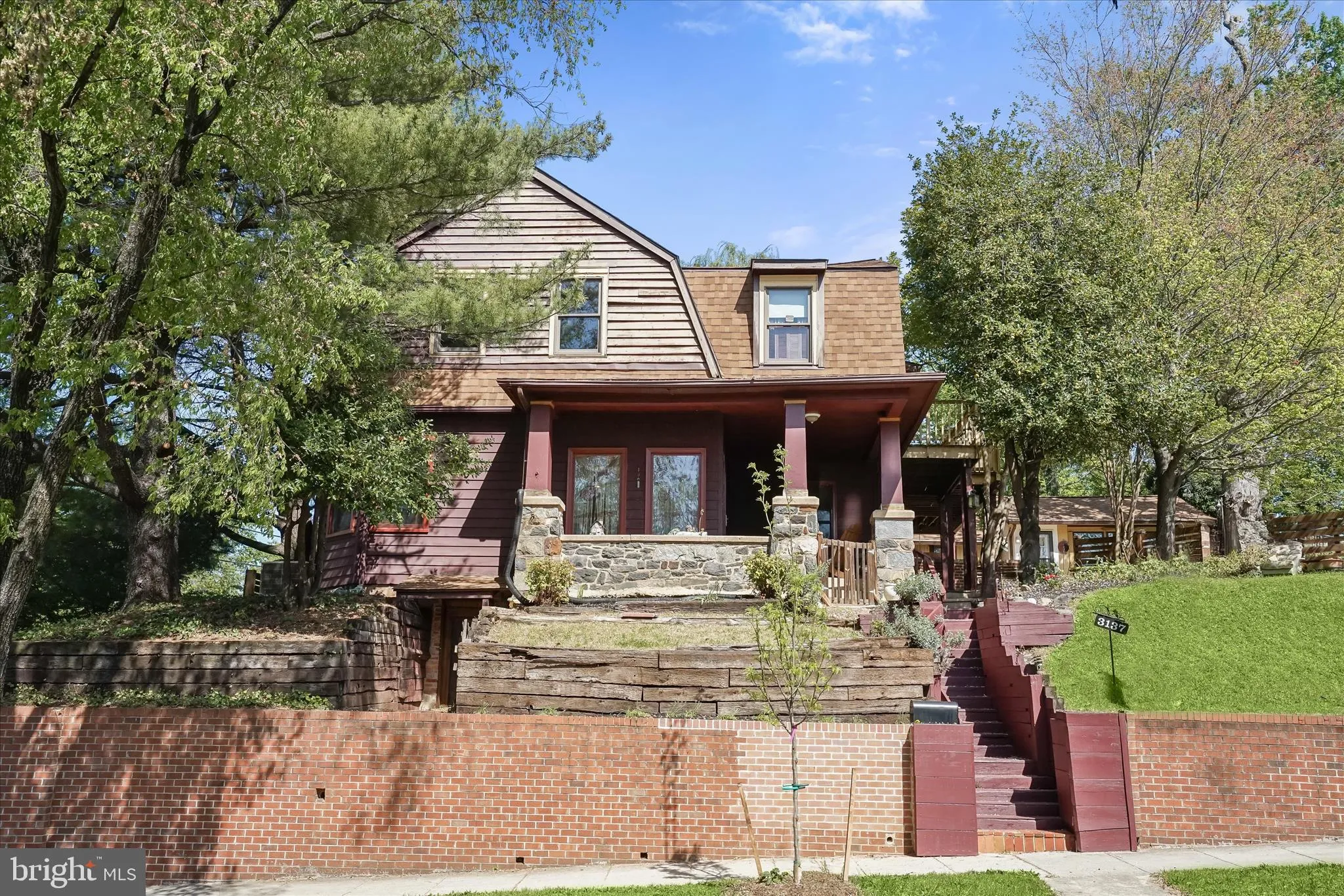 3137 18TH STREET, Washington, DC 20018