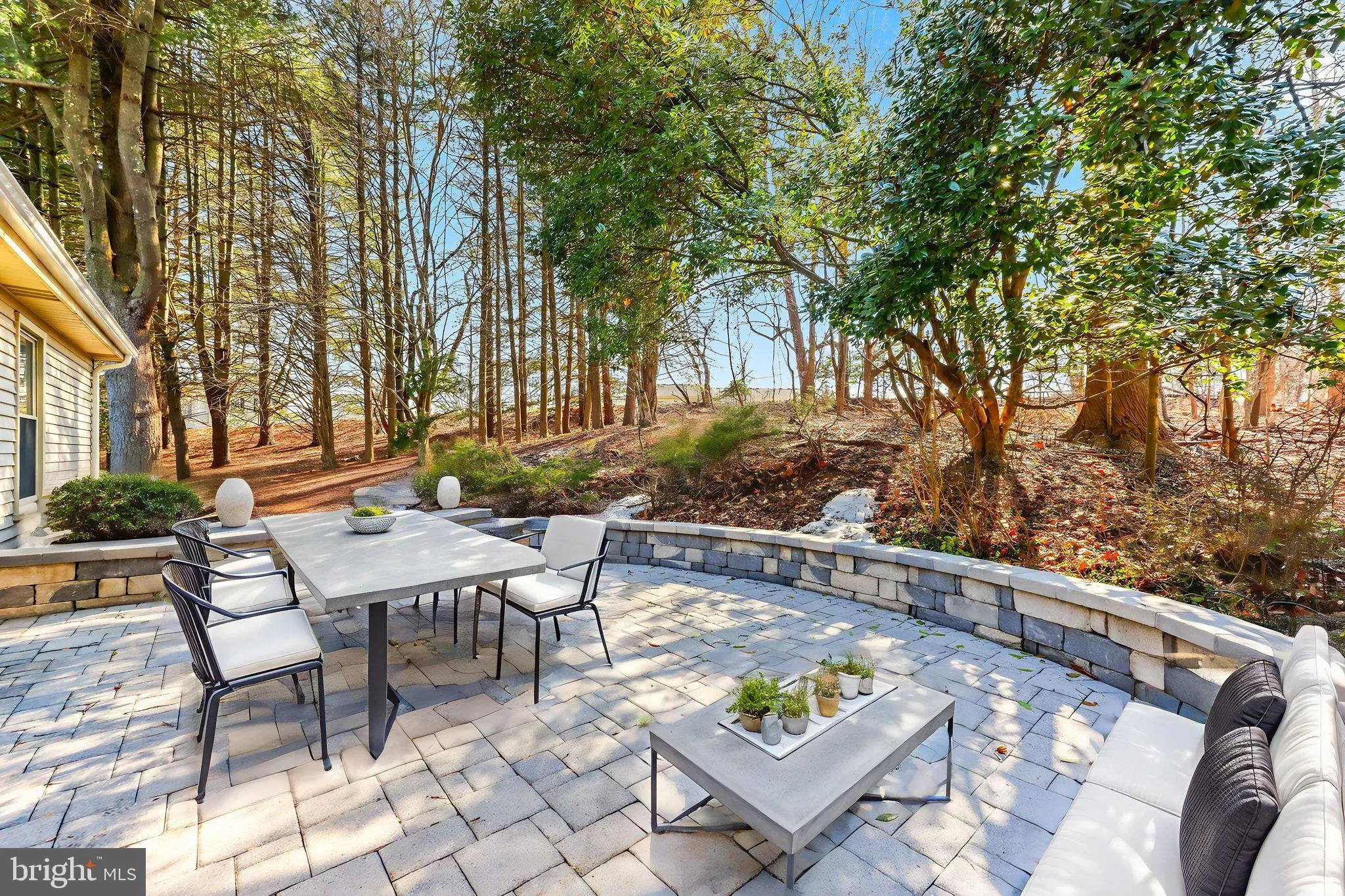 2568 FOREST KNOLL, Annapolis, MD 21401