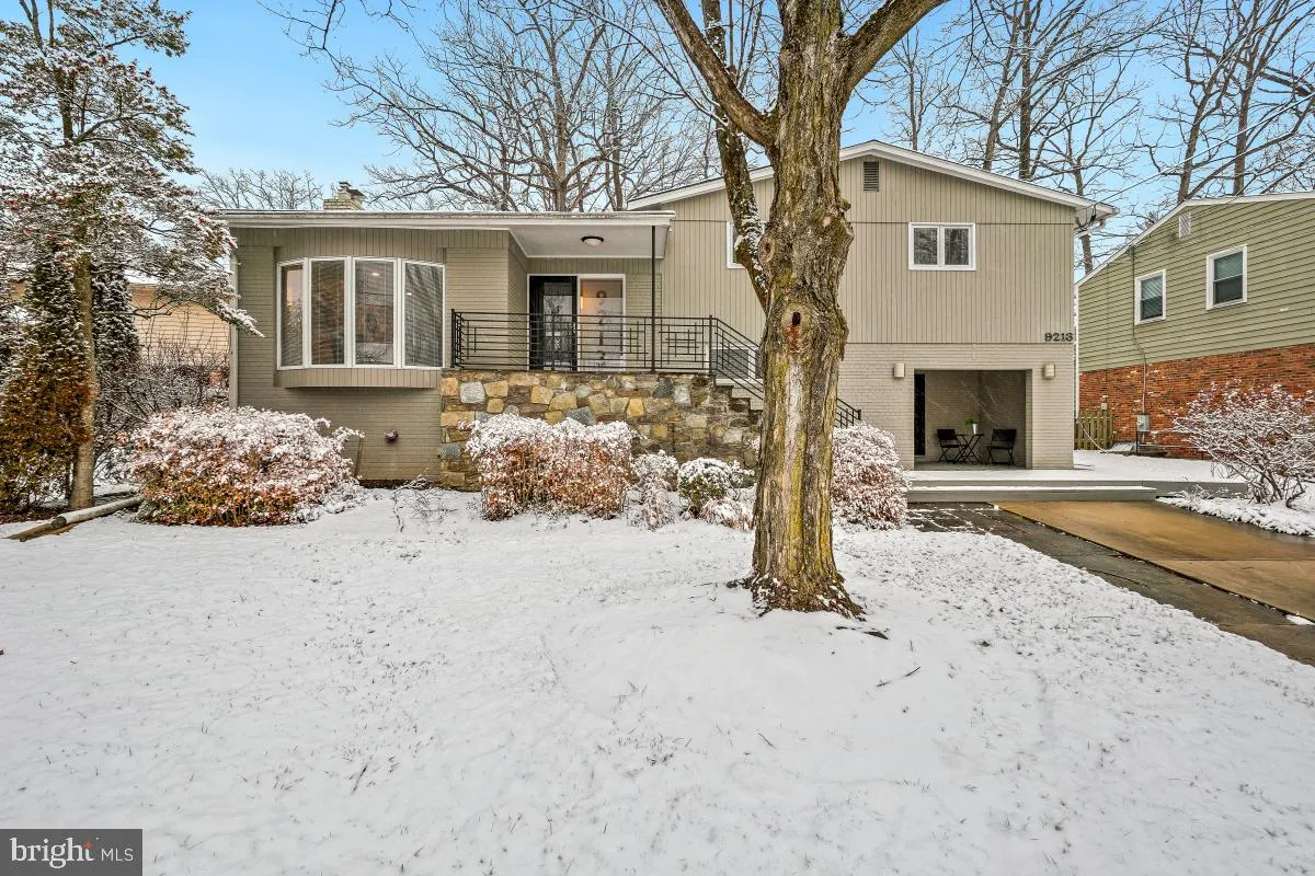 9213 FRIARS ROAD, Bethesda, MD 20817