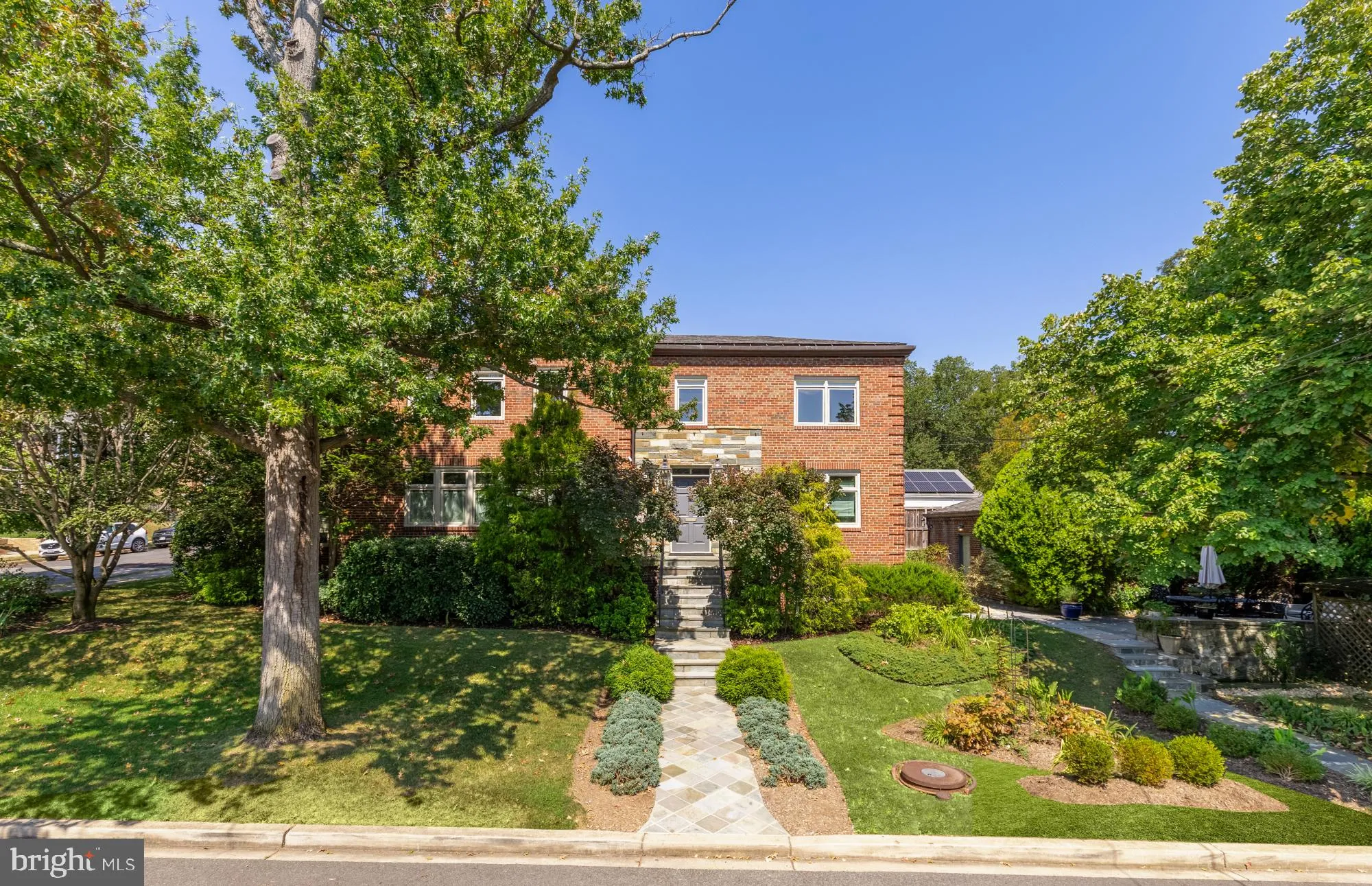 1755 UPSHUR STREET, Washington, DC 20011