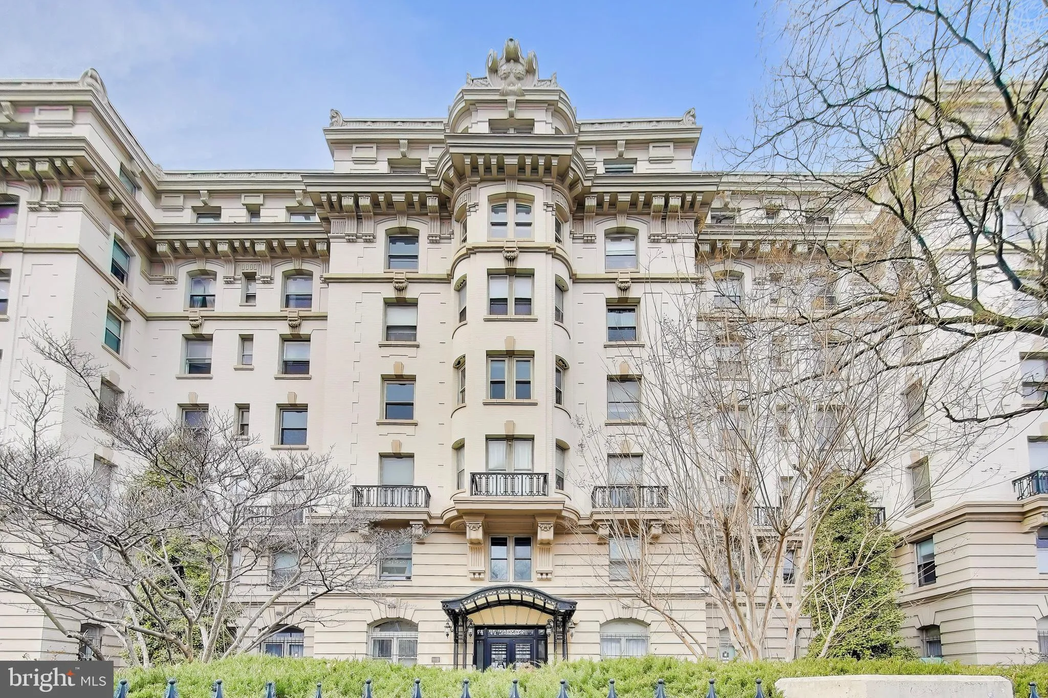 3060 16TH STREET, Washington, DC 20009