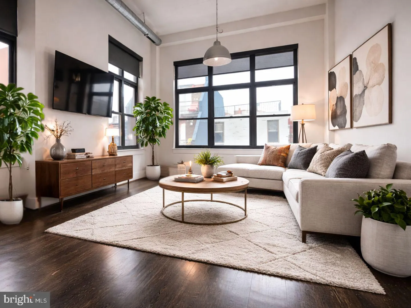 2328 CHAMPLAIN STREET, Washington, DC 20009