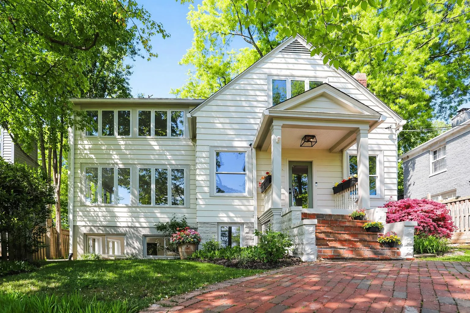 5045 CATHEDRAL AVENUE, Washington, DC 20016