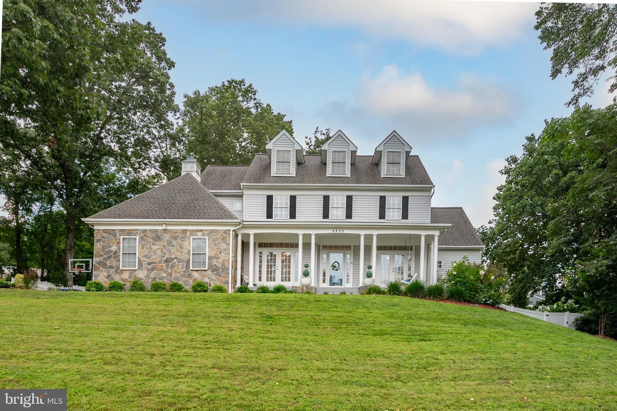8825 STOLEN MOMENTS TERRACE, Fairfax, VA 22031