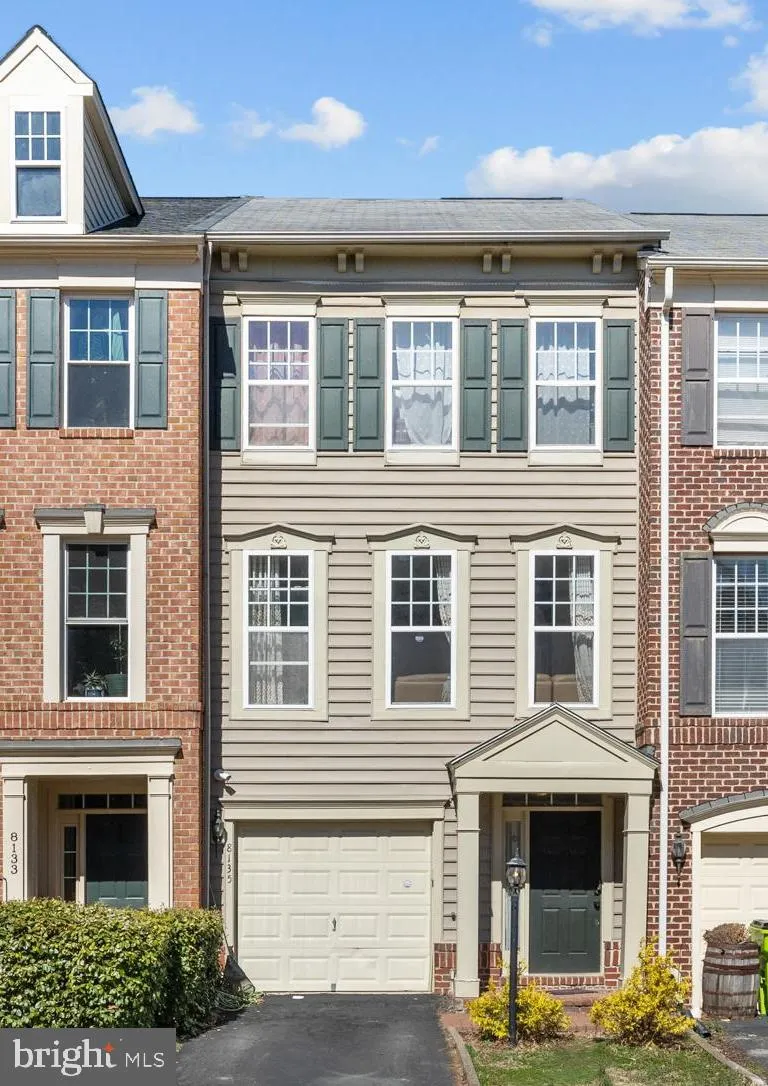 8135 DOVE COTTAGE COURT, Lorton, VA 22079